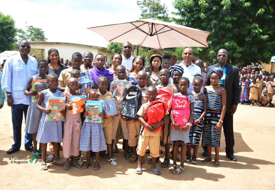 Donation of school kits in KPOUEBO