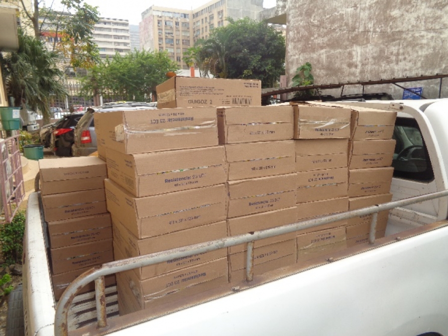 Donation of baby formula to the Centre Pietro Bonilli d'Odienn&eacute;